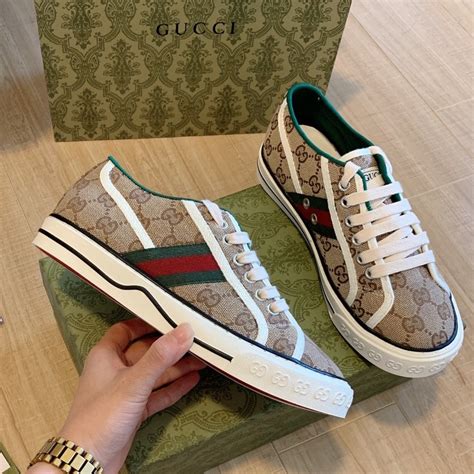 cuanto cuestan zapatos gucci|zapatos gucci liverpool.